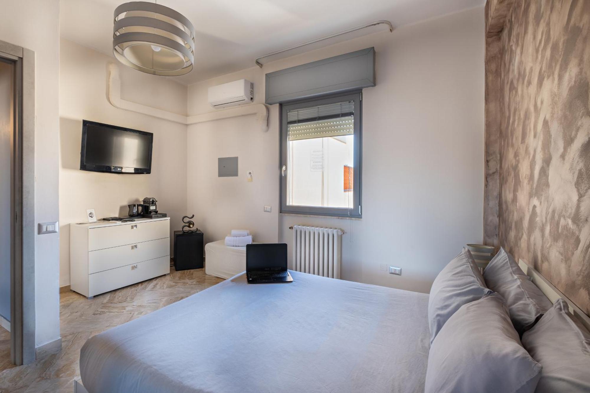 Penthouse Station Luxury Apts Le Dimore Brindisi Exterior foto